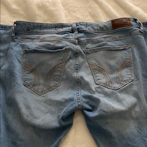 Light blue Hollister Jeans never worn - Picture 3 of 3